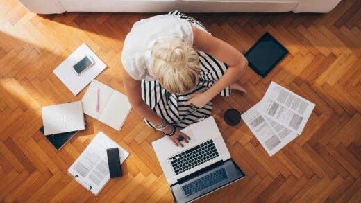 Как защитить свои аккаунты и данные при работе онлайн